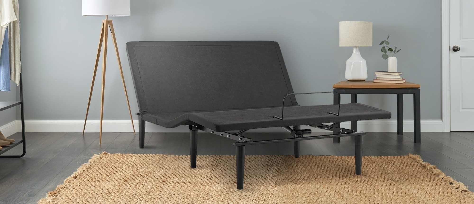 plain black Ease 4.0 adjustable base